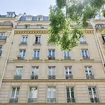 Quiet & Refurbished 1Br Parisian Retreat-Paris 16