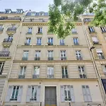 Quiet & Refurbished 1Br Parisian Retreat-Paris 16