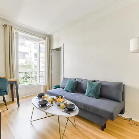 Quiet & Refurbished 1br Parisian Retreat-paris 16 Paris