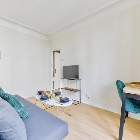 Quiet & Refurbished 1br Parisian Retreat-paris 16 Appartamento Parigi